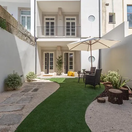 Charm Luxury House