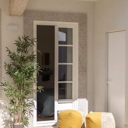 Charm Luxury House *