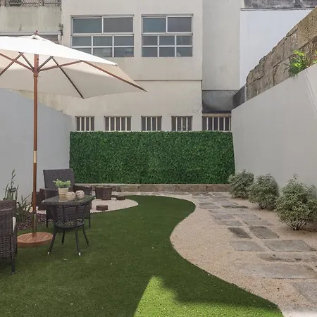 Apartment Charm Luxury House